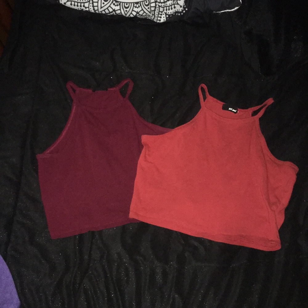 2 halter crop tops